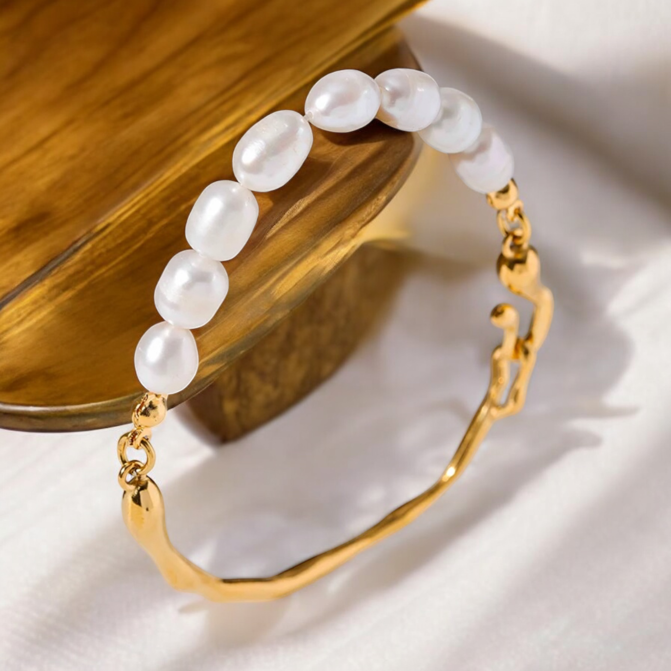 Luxury Natural Freshwater Pearls Stainless Steel Bracelet